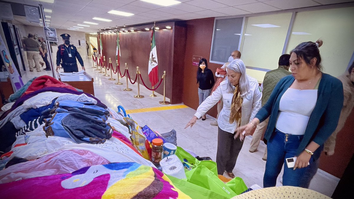 RuthVillanuevaC's tweet photo. Como parte del #Migratón2022, recibimos una significativa donación por el colectivo encabezado por Samantha Fonseca, la cual será destinada a personas alojadas en instalaciones migratorias del @INAMI_mx, así como a diversos albergues de la sociedad civil. https://t.co/mcbQ6qV3dI