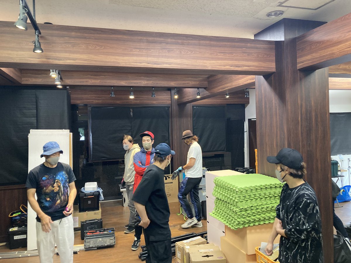 kokoona's tweet photo. 伊達パークのセッティングスタートしましたーー🏯🥷

#伊達パーク
#ここで忍者ショー
#手裏剣射的
#五色水玉からくりボックス
#やりまーす https://t.co/IgCsxpD4Oy