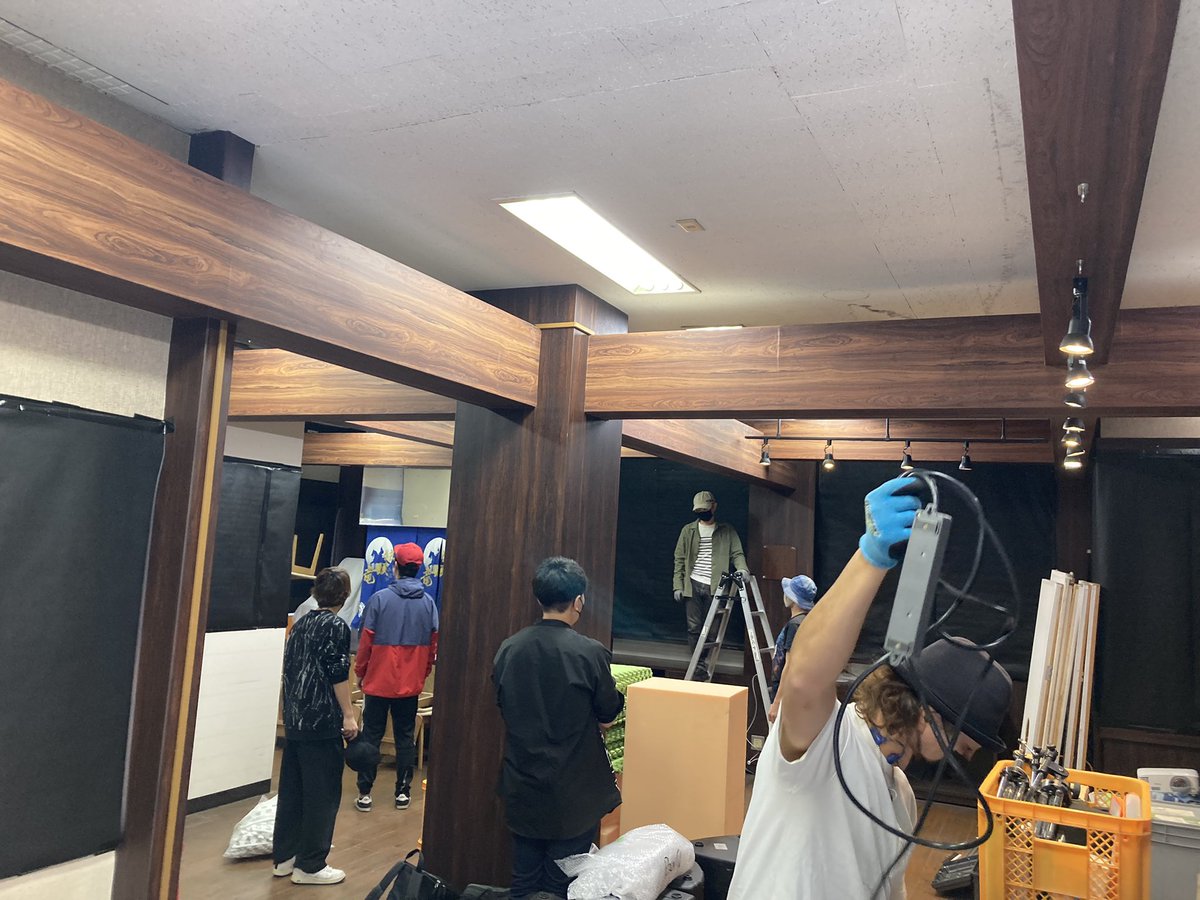 kokoona's tweet photo. 伊達パークのセッティングスタートしましたーー🏯🥷

#伊達パーク
#ここで忍者ショー
#手裏剣射的
#五色水玉からくりボックス
#やりまーす https://t.co/IgCsxpD4Oy