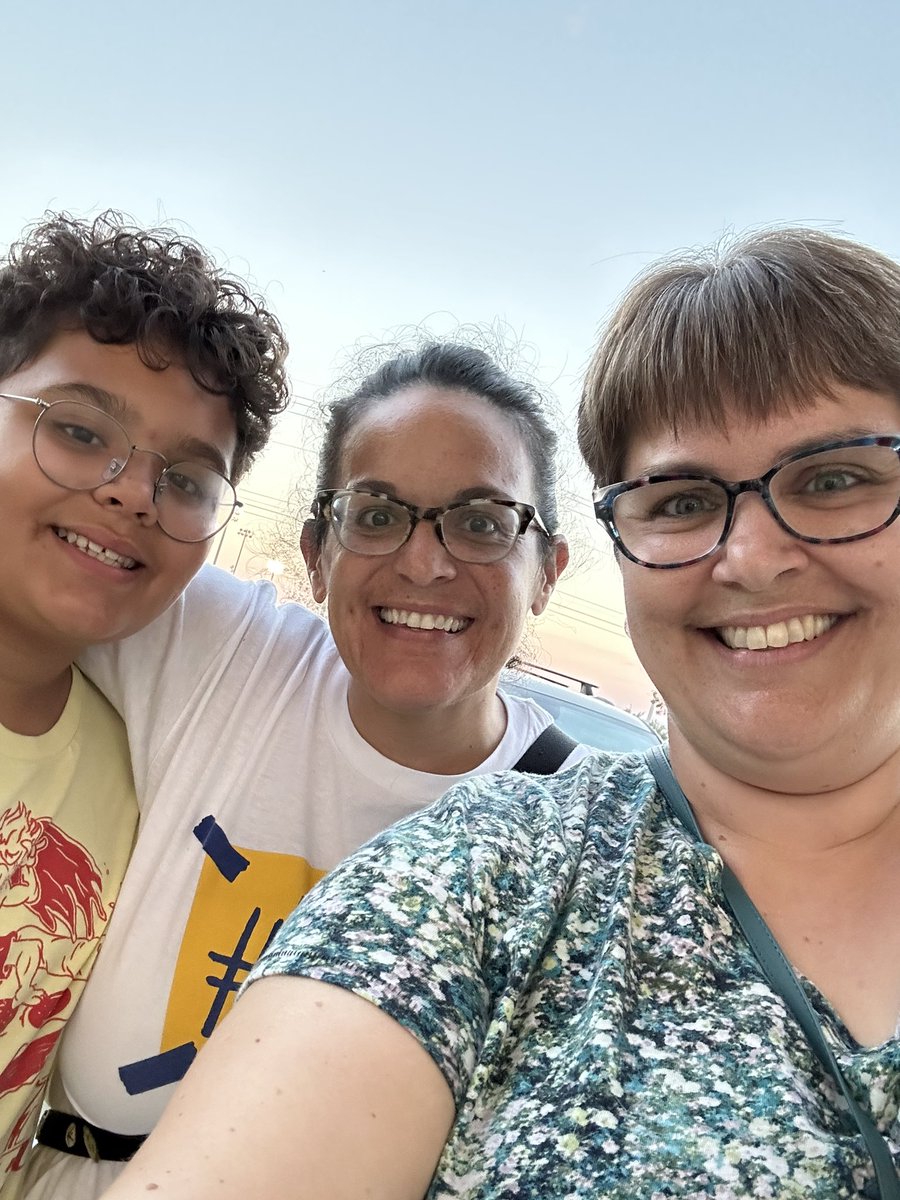 Cox_Comets tweet media