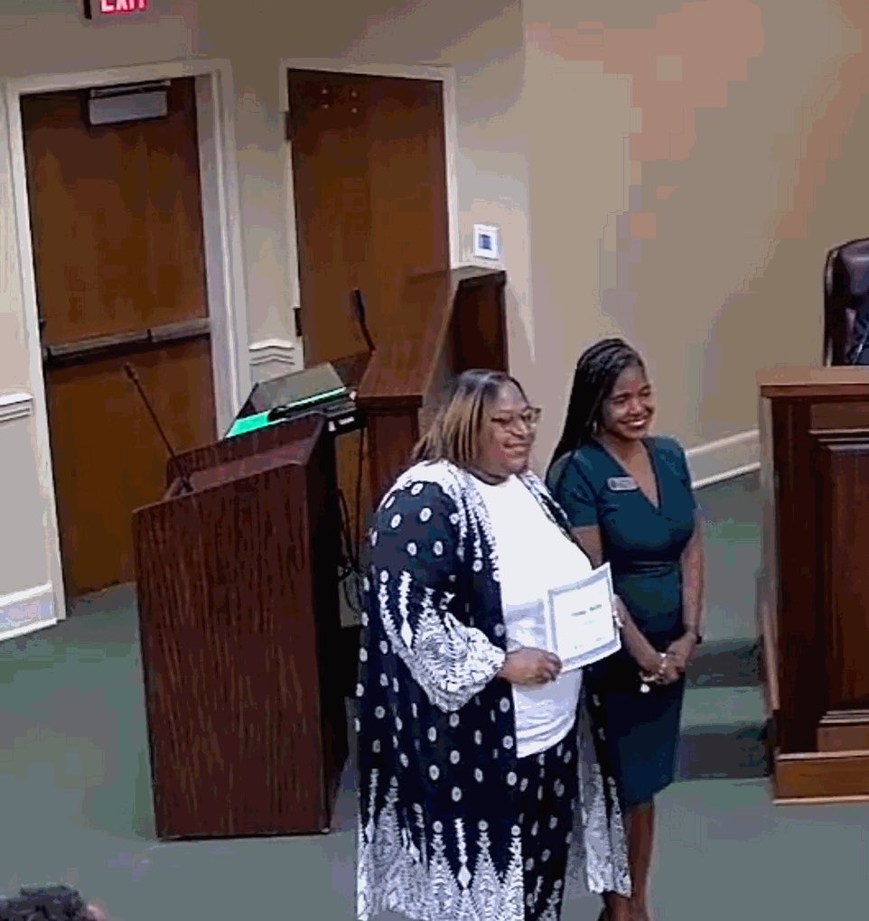 Thank you <a href="/Samantha_Fuhrey/">Samantha Fuhrey</a> <a href="/hendersonbaker/">Shakila Henderson-Baker</a> and the <a href="/NewtonCoSchools/">NCSS</a> for the recognition tonight! Thank you <a href="/dr_yoli/">Dr. Yoli</a> and <a href="/astclairb/">Amber St. Clair</a> for your continued support, guidance, and leadership! #LLLT <a href="/Griffin_RESA/">Griffin RESA</a>