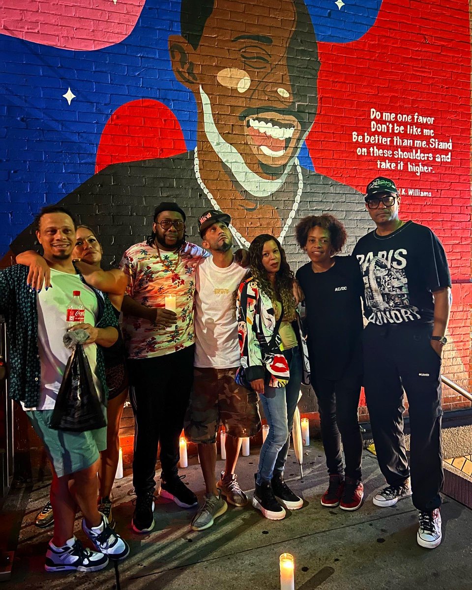 HUNTERHEATHER's tweet photo. 🫡🌹🕊 Salute 2 U King @bkbmg On deck with my Bro @emoofficial718 #recap #heavenonearth #summervibes #candlevigil #Sept6th #MKW #RIP #michaelkennethwilliams https://t.co/T0RLXv903i