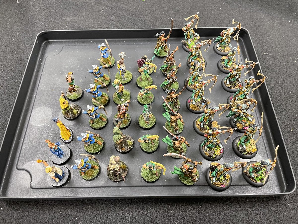 Swifty58THALCOG's tweet photo. Basing day @ the workshop! #TTRPGs #DnD #miniaturepainting #dndminiatures #pathfinderrpg #reaperminiatures #runewars https://t.co/B3QvHUYpO1