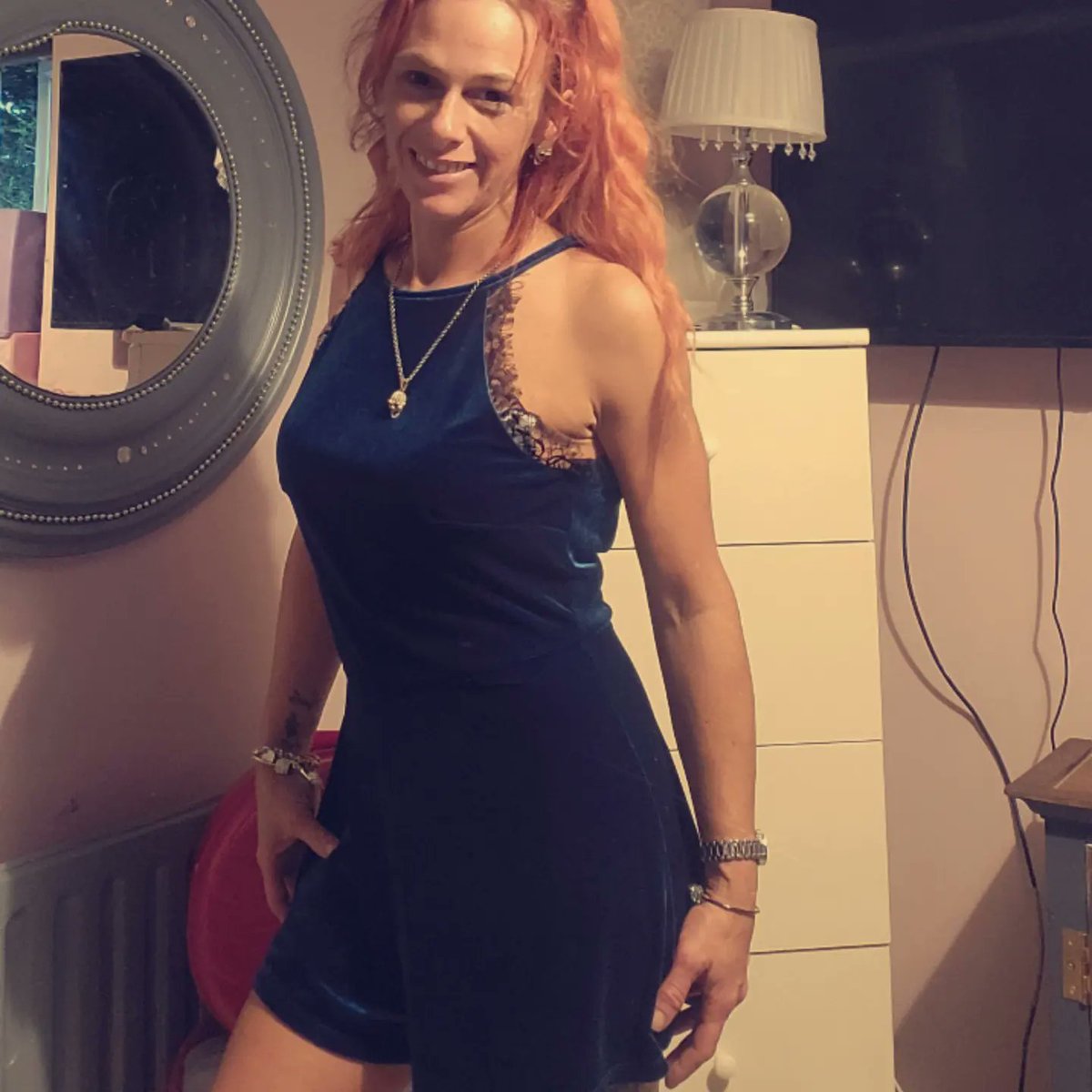 belltinker828's tweet photo. Suited and heeled, good evening you beautiful people hope you all have a pleasurable night 🌙 😘 😀 😈 https://t.co/6zMPAGiwHc