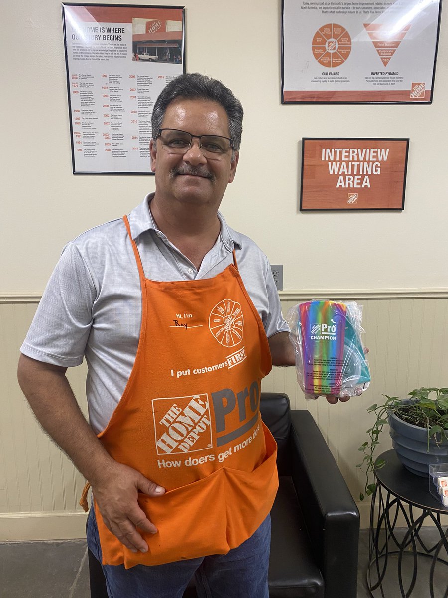 PASA Ray Lomeli our Pro Champian for. Last qtr. Great job sir!! @BacaDavidbaca6 @BreedloveShawna @garland_haynes @nicole_harmon7 @mark_bolieu @SpecialtyN @keren_gorg