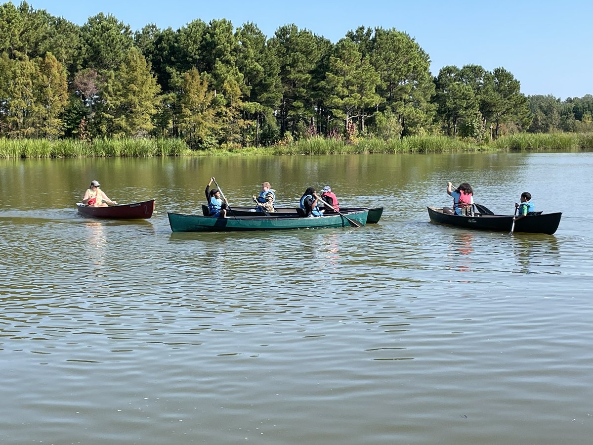 CherryvalePrin1's tweet photo. Day two of Camp Leopold for Cherryvale’s 4th graders…canoeing and exploring the wetlands! Excited about the campfire and S’mores tonight! #FunStuff #OnceInALifetime @CherryvaleElem @DrWrightSupt @SumterSCSchools @RPhillipsSTEM @DrShirleyGamble https://t.co/56syXLIJXB