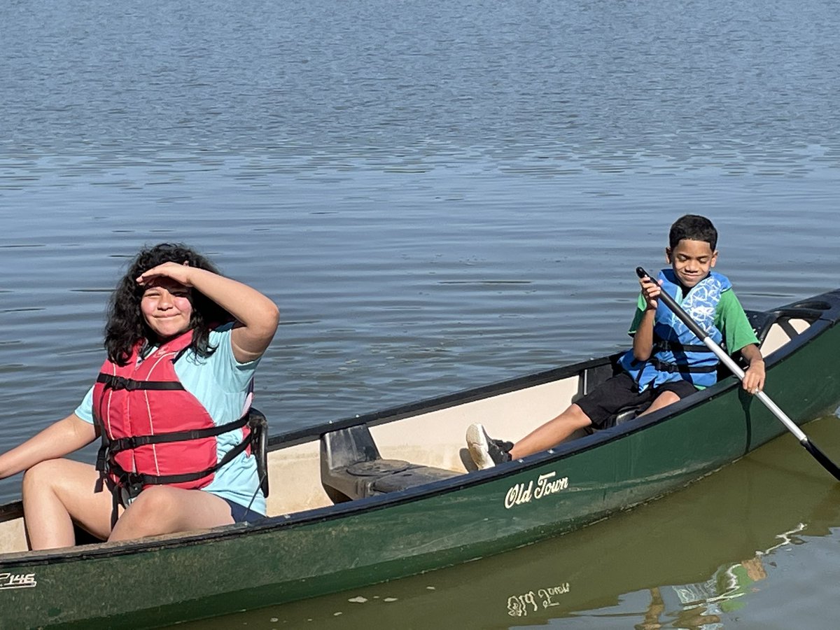CherryvalePrin1's tweet photo. Day two of Camp Leopold for Cherryvale’s 4th graders…canoeing and exploring the wetlands! Excited about the campfire and S’mores tonight! #FunStuff #OnceInALifetime @CherryvaleElem @DrWrightSupt @SumterSCSchools @RPhillipsSTEM @DrShirleyGamble https://t.co/56syXLIJXB