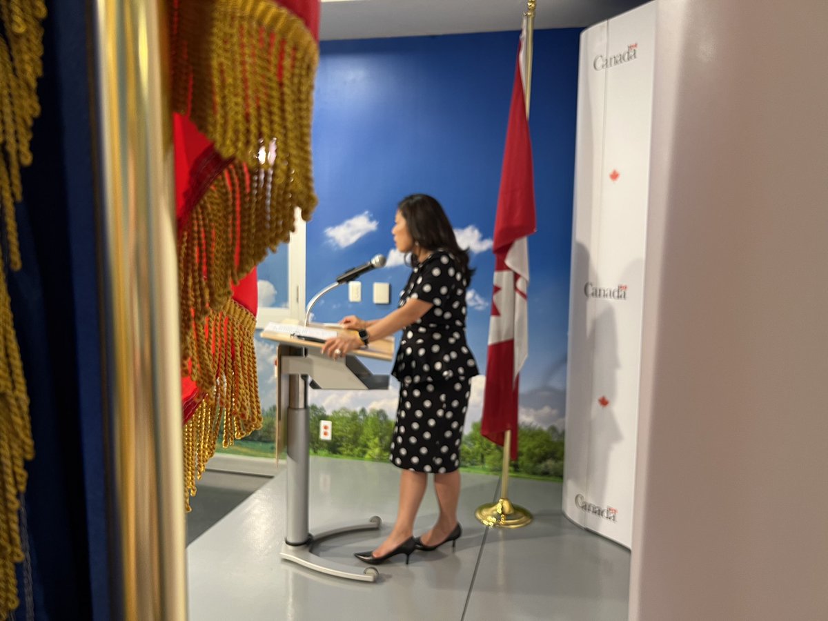 mary_ng's tweet photo. That's a wrap on the Philippines! There's a lot of Canada already in the Philippines, and the contributions that the Filipino community make to Canada are so important. Let's keep opening doors and creating opportunities on both sides of the Pacific. ➡️ https://t.co/DgC9jzp61o https://t.co/CFxj1bva69