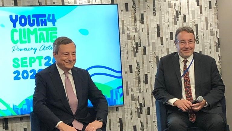 Sincere thanks 🙏 to PM of Italy 🇮🇹, H.E Mario Draghi &amp; Minister for Ecological Transition, H.E Roberto Cingolani for the Italian govt’s generous support for this #Youth4Climate event &amp; commitment to amplify youth voices in climate action. <a href="/Palazzo_Chigi/">Palazzo_Chigi</a> <a href="/ItalyUN_NY/">Italy UN New York</a>