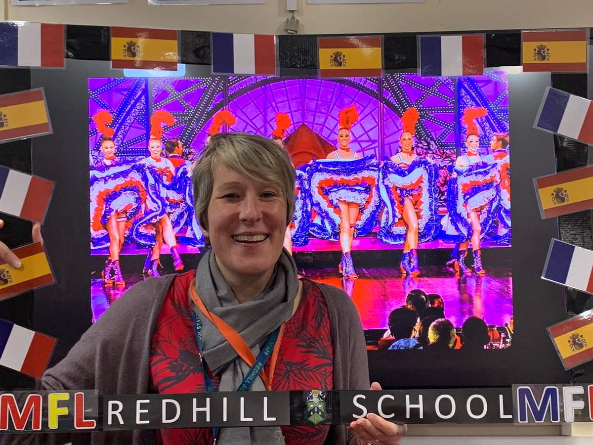 Redhill_MFLDept's tweet photo. More photo booth spam ⁦@Redhill_School⁩ #openeve MFL https://t.co/OaXRaJCDMz