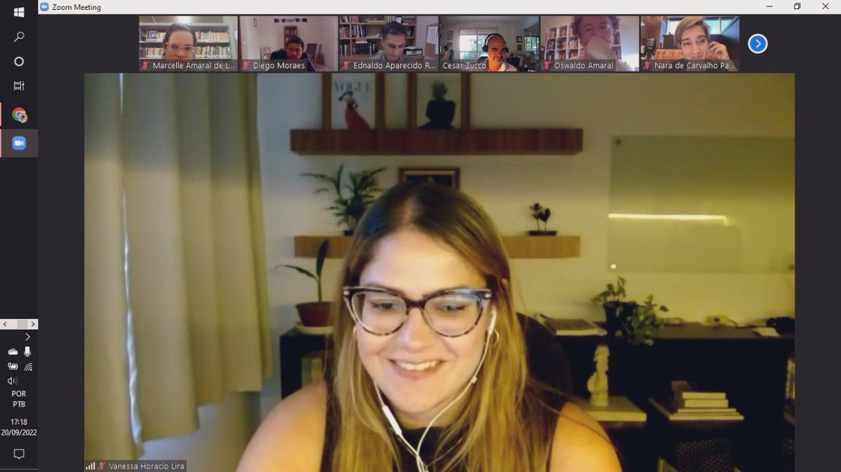 vanessahlira's tweet photo. Hoje foi dia de @ABCP_bot . Apresentamos um estudo sobre efeitos de teorias da conspiração no apoio a democracia. Recebemos um excelente feedback 👏 https://t.co/gLETrAqRgL
