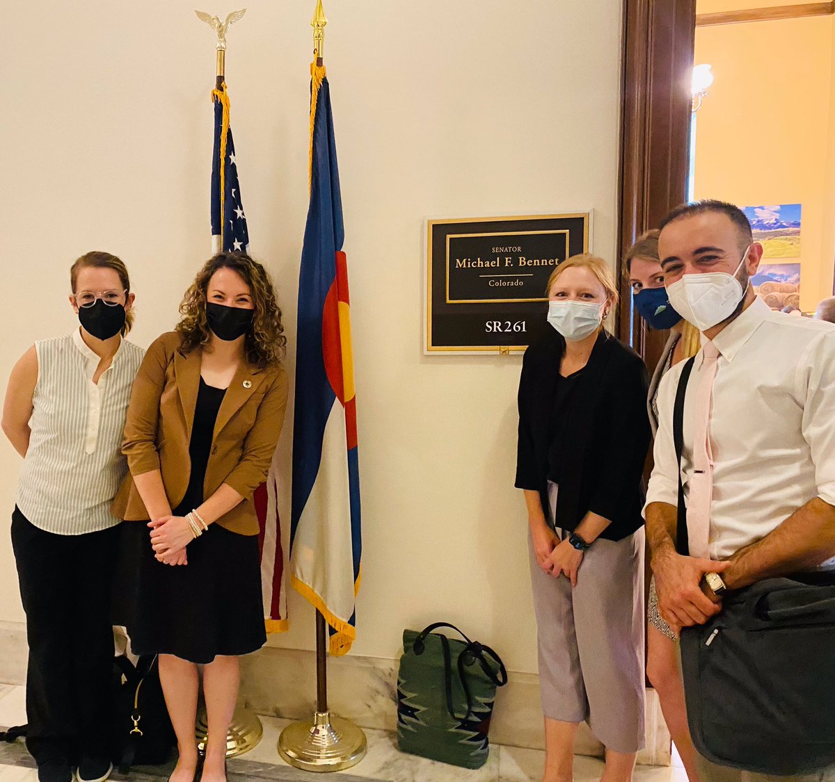 docsforclimate's tweet image. Our advocates are on the Hill (and on zoom!) today meeting with members of   Congress.

Our message? All climate investments must do no harm. We need rigorous implementation standards, including of #Justice40, in order to protect the health of our communities. #ClimateIsHealth