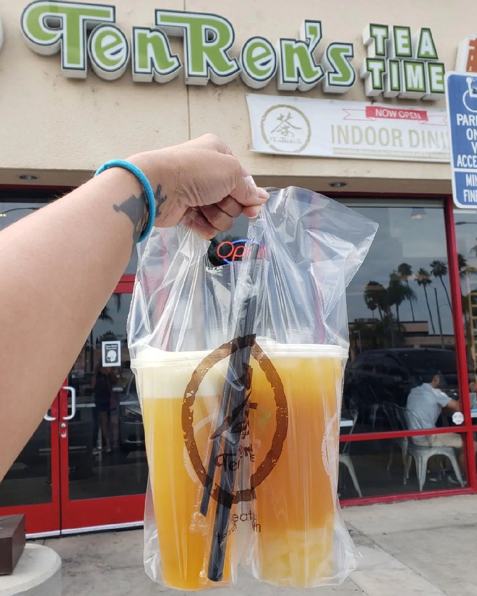 teamtenrens's tweet photo. In a rush? Order online and your drink will be ready for pick up at our counter. Score 10% off all online orders with code: B2S2022 until Friday 9/23

📸: @candie_angie https://t.co/znrAfrsBoY