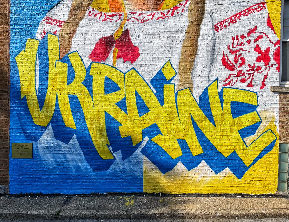 butchers_blind's tweet photo. Glory to Ukraine
.
#facechicago and #sechor with a three-story collab in Ukrainian Village to keep the story and hope of Ukraine alive. ๐บ๐ฆ
.
#chicago #streetart #murals #graffiti #ukraine https://t.co/ATIZUvHwf0