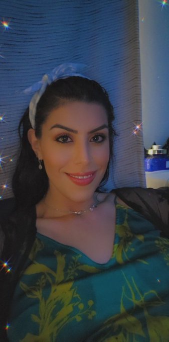 "I need time to move on, I need love to feel strong." #lifeafterlove https://t.co/3U09y4iHWM<a href="/tag/lifeafterlove"class="tags"><span>#lifeafterlove</span></a>