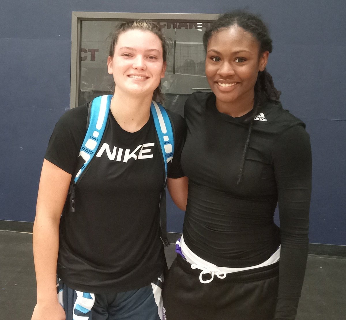 #FallExplosion

Highschool Bracket -Gold Chip
#LadyLiberty                    37
VS
<a href="/_Lady_Phoenix/">Lady Phoenix</a> Select  64

Lady Liberty
@Avery_Mills01   25pts (7-3pts)

Phoenix Select
<a href="/zoebayer7/">zoe.bayer</a>   18pts (5-3pts)
<a href="/MichelaJones1/">Michela Jones</a>   16pts (2-3pts)