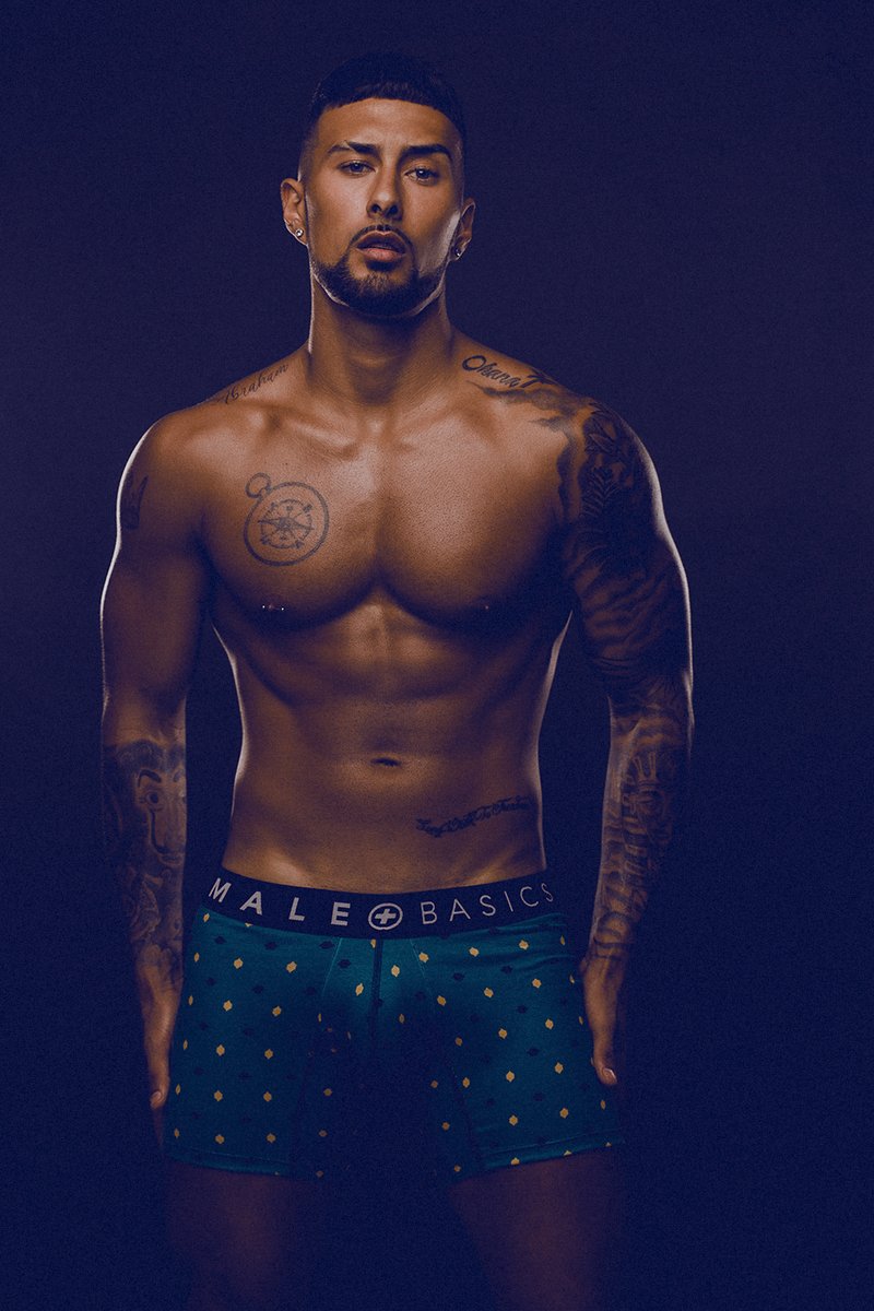 MaleBasics's tweet photo. It's all about being comfortable and still feeling trendy and cool!
.
.
_______
#malebasics #trunks #prints #printedunderwear #menswear #underwear #underwearshop #underwearstore #mensunderwear #underwearexpert #menfashion #menfashionstyles #menwithstyle #topmenslook #mentrend https://t.co/sRhuIQpEBF
