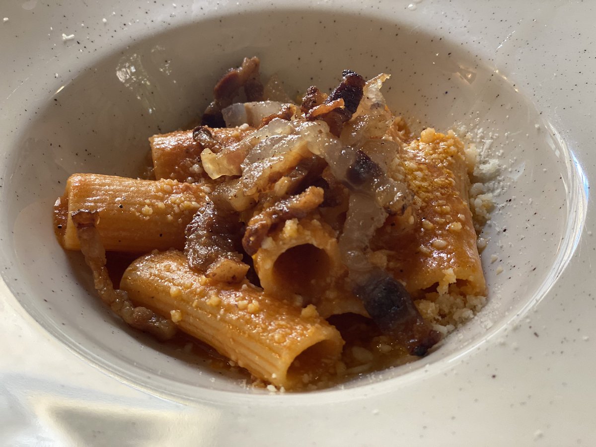 BrowsingRome's tweet photo. Out this morning in #Testaccio with @devourtours Had fun taking in the sights and enjoyed devouring the many tastings in this neighborhood #Rome #Italy https://t.co/1N7tL8jbjG