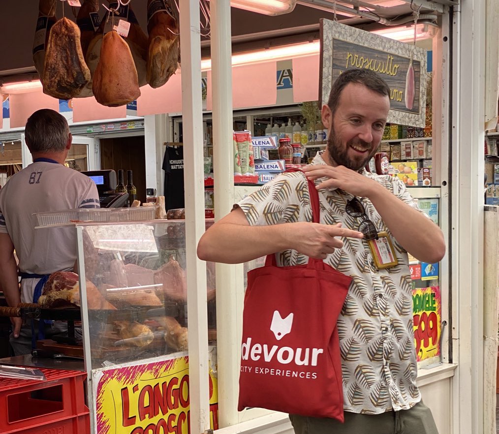 Out this morning in #Testaccio with <a href="/devourtours/">Devour Tours</a> Had fun taking in the sights and enjoyed devouring the many tastings in this neighborhood #Rome #Italy