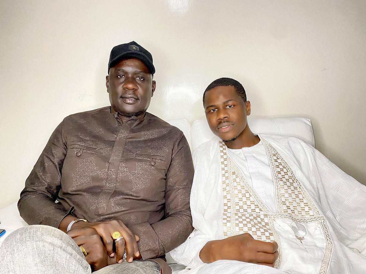 LamineSamba21's tweet photo. Khass et lamine samba🤝

#dudufaitdesvideos#marodiproduction#igsenegal#beauteSénégal#galsen#galsen221#team221#beauteSénégal#galsen#galsen221#team221#senegalaise#senegal#dkr#senegalesetwists #dakarlives#dakarvibes #kebetu #galsen221#fishasenegal
#youssoundour #tiossane#qg#tfm https://t.co/bZV4eNK24J
