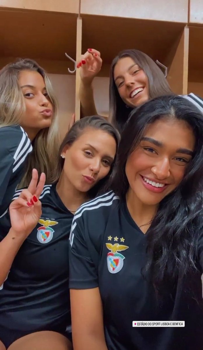"Ó pra elas!" 🥰 #VóleiBenficaFem