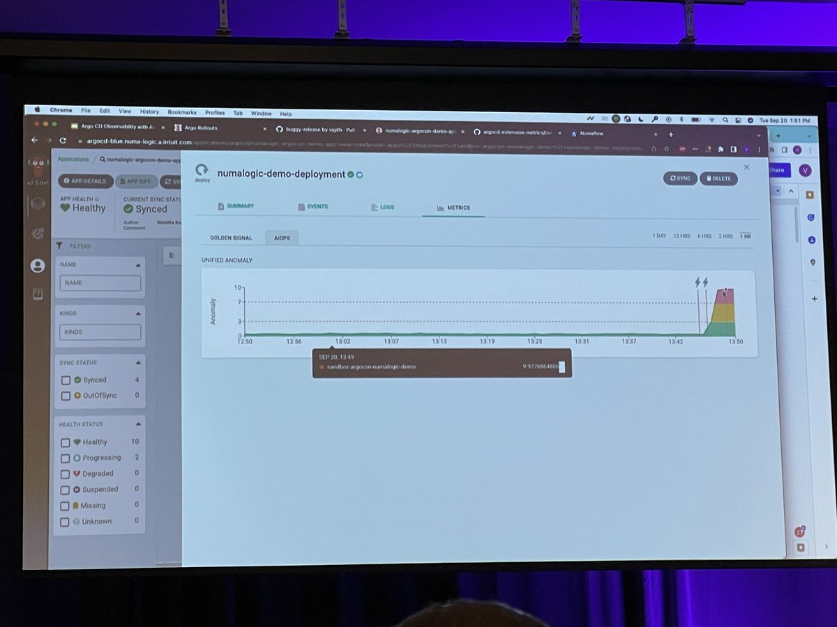 LachlanEvenson's tweet photo. Anomaly detection integration right in the Argo UI #argocon https://t.co/jm2oaDbrOK