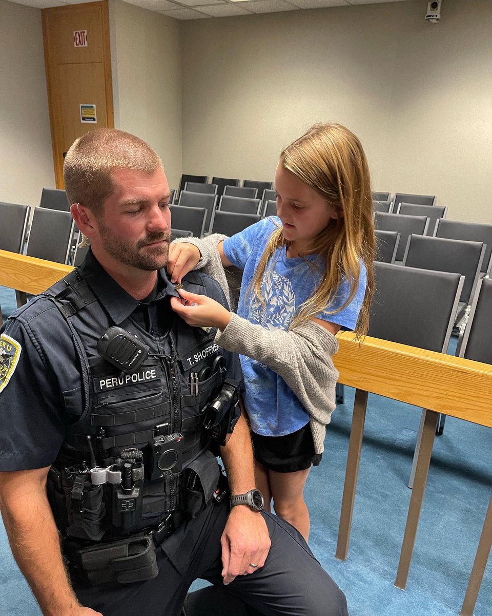 PeruPd's tweet photo. Please join us in congratulating Officer Tyler Shoffner as he was promoted to the rank of Sergeant earlier today. Sergeant Shoffner had his sergeant chevrons pinned in by his daughter, Leighton, as well as his wife, Kate. Sergeant Shoffner’s son, Easton, was also present. https://t.co/gf0yodH9tW