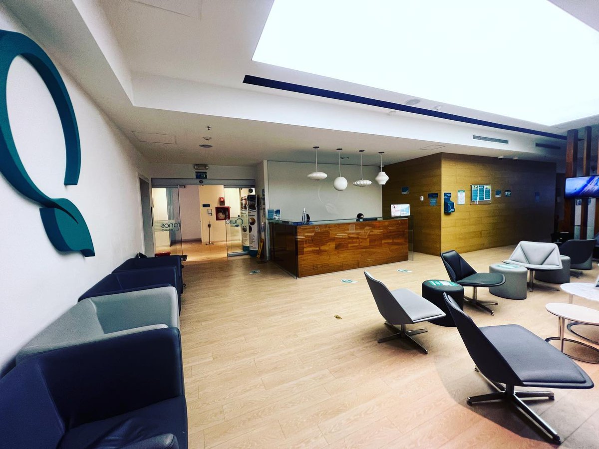 QElTesoro's tweet photo. Nuestra sala de espera es un lugar creado para hacerte sentir muy bien, cómodo y en armonía.

Es muy importante que tanto nuestros pacientes y sus acompañantes se sienten seguros y tranquilos en nuestra clínica ✅✨🫶 @QElTesoro 

https://t.co/DBSMeOY2Mg

#EstamosParaConsentirte https://t.co/WIg6x2yzfI