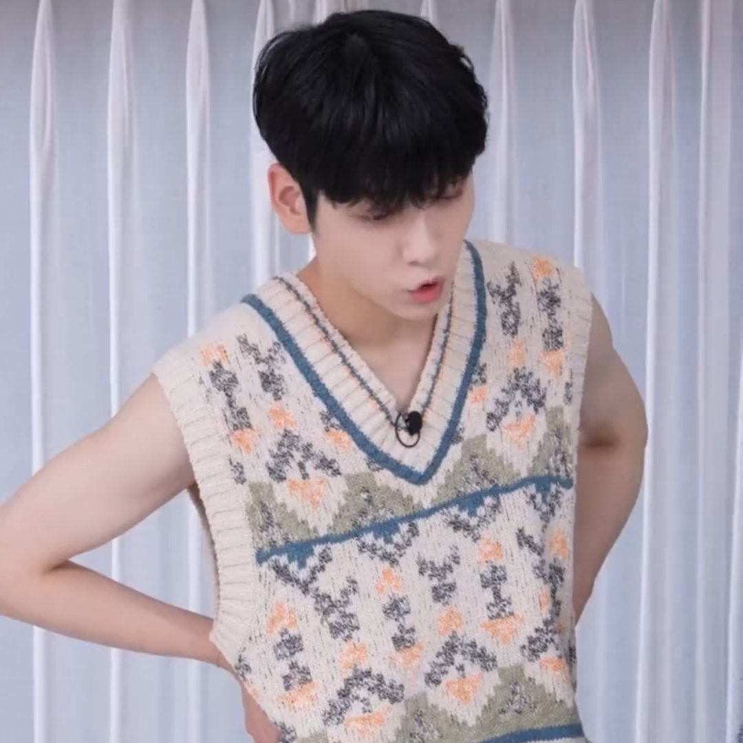 hourly soobin tweet media