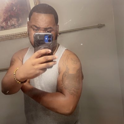 lewings_cameron's tweet photo. #NewProfilePic https://t.co/UVcfkOLwJn