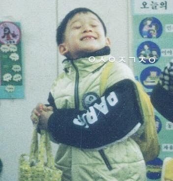 kimchendaely's tweet photo. It's jongDAY everyone ๐๐ฆ
#CHEN #๊น์ข
๋ #์ฒธ #jongDAY https://t.co/b1zzBhWrNi