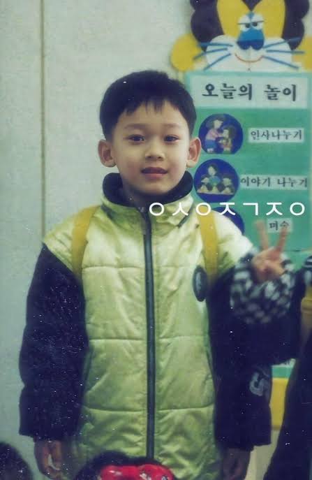 kimchendaely's tweet photo. It's jongDAY everyone ๐๐ฆ
#CHEN #๊น์ข
๋ #์ฒธ #jongDAY https://t.co/b1zzBhWrNi