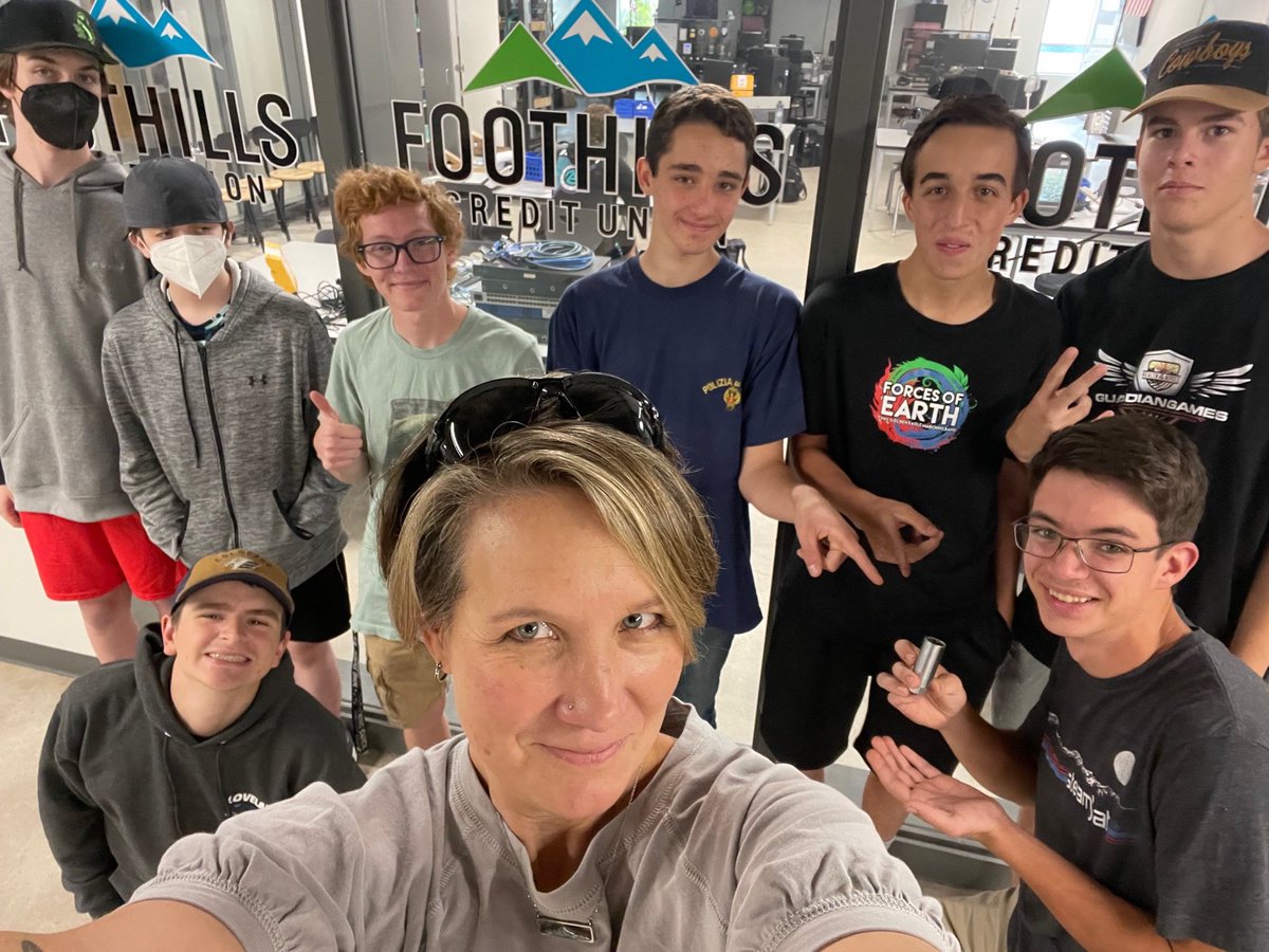 CampusThompson's tweet photo. Happy IT Professionals Day! Today we recognize our IT/Cyber teacher Kristina Brown and all our students who are future IT professionals!!!💻🥳🎉 https://t.co/9S2bNOGlYH