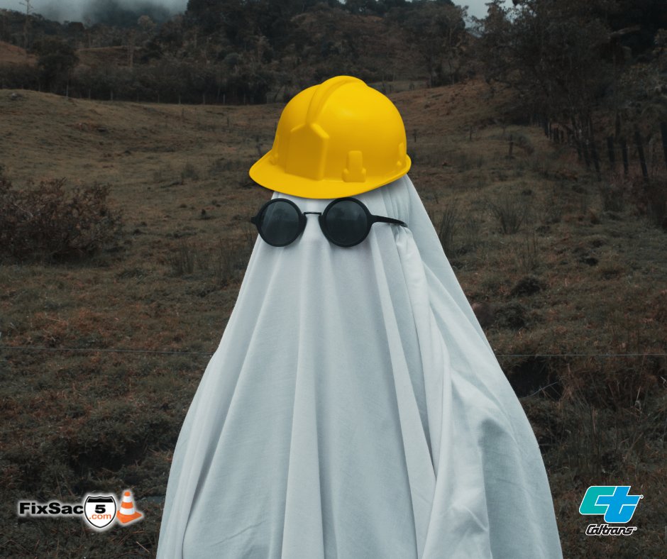 FixSac5's tweet photo. Happy #Halloween! 🎃🚧 Nothing is scarier than a driver speeding in a work zone. Please remember to keep our workers safe by slowing down to #55mph. #BeWorkZoneAlert

@CaltransDist3 @CaltransHQ https://t.co/nYt6yYjNu1