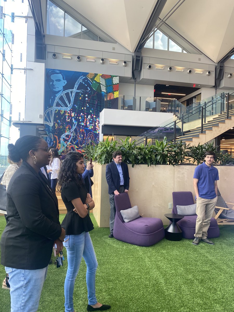 meagan_conley's tweet photo. Left feeling recharged with new ideas after a fun day touring the @TruistNews Innovation + Technology Center with @unccharlotte students and faculty. Go Niners! 🤙🏽⛏ https://t.co/UHhB8XLta5