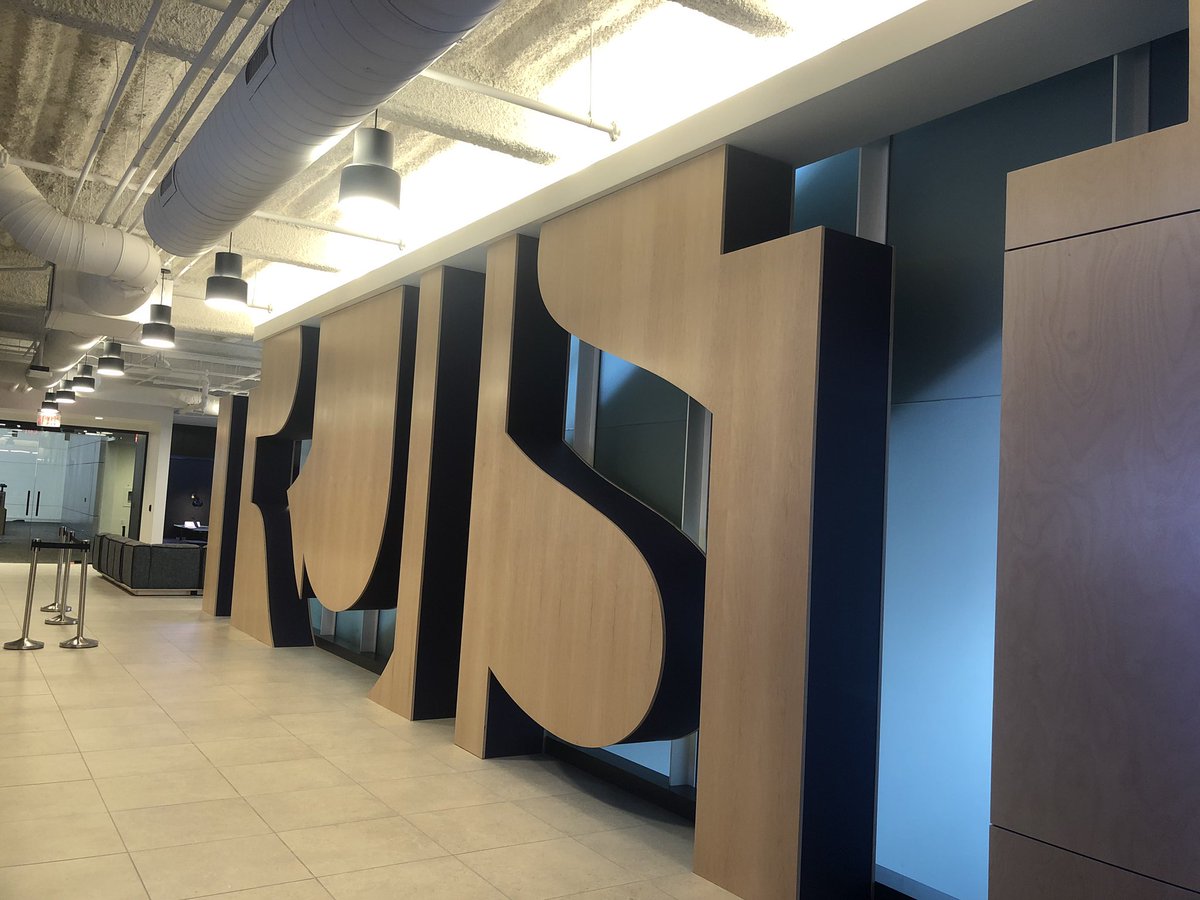 meagan_conley's tweet photo. Left feeling recharged with new ideas after a fun day touring the @TruistNews Innovation + Technology Center with @unccharlotte students and faculty. Go Niners! 🤙🏽⛏ https://t.co/UHhB8XLta5