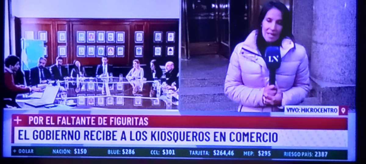 XTezanosP's tweet photo. El desatino del gobierno secundado por los periodistas que replican chimentos en vez de denunciar las gravísimas decisiones como cancelar prestaciones a discapacitados y a la vez  pasar empleados a planta permanente.
#EstamosHartos https://t.co/dbXFAj7Sn4