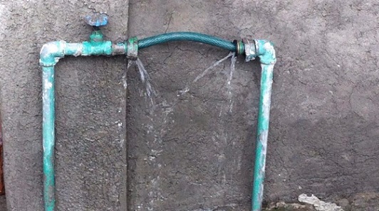 La crisis de agua por corrupción oficial y empresarial, de acuerdo a Eroagua. El fenómeno es generalizado en los estados de México y Baja California, la actual gobernadora de la entidad fronteriza envío adeudos al archivo muerto.
ow.ly/foQR50KOwOA