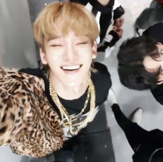 happy birthday jongdae !! #31stBloomingDae #HappyChenDay #첸_가을밤을_수놓은_별