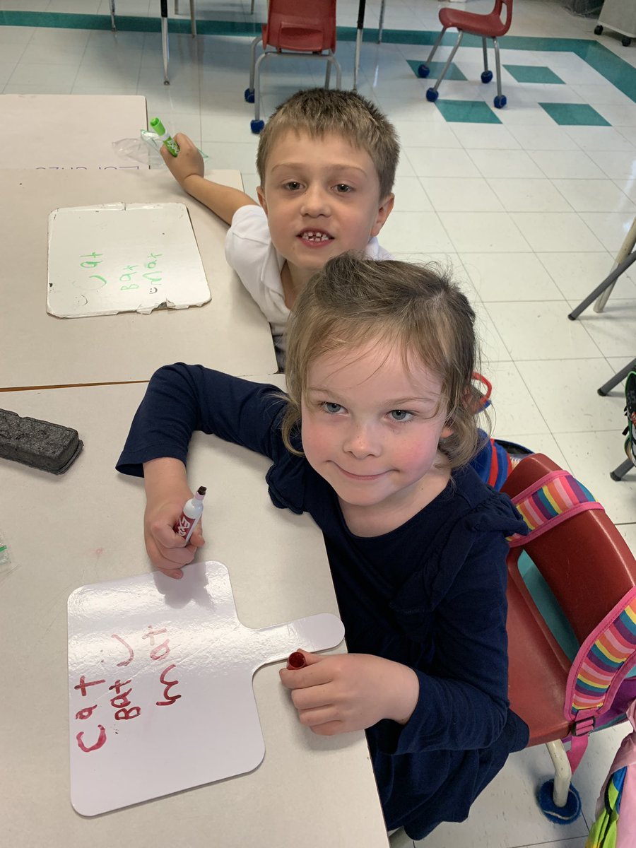 MsHardwickOCSB's tweet photo. Learned some new words in the AT word family today. π #ocsbLanguageArts https://t.co/TvRxoXobjq