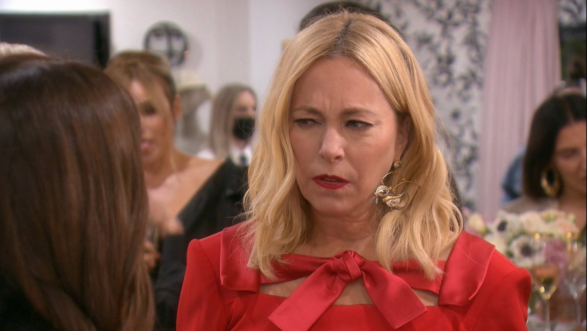 adrianasmojito's tweet photo. So the big deal that would destroy Kathy's reputation was a temper tantrum with zero camera footage and only Rinna as a witness? #RHOBH https://t.co/s5E3Gwlbcl