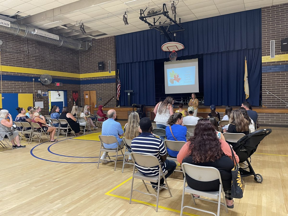 Our K/1 students sequencing and parents learning all about our new reading program CKLA at our Parent Academy Family Reading Night at East Dover.  Thank you to our dedicated Teachers and staff who put together literacy, art &amp; SEL stations <a href="/wearetrschools/">Toms River Regional Schools</a> <a href="/EDEPrincipal/">Matthew H. Gray</a> <a href="/CaraDiMeo/">Cara DiMeo</a>