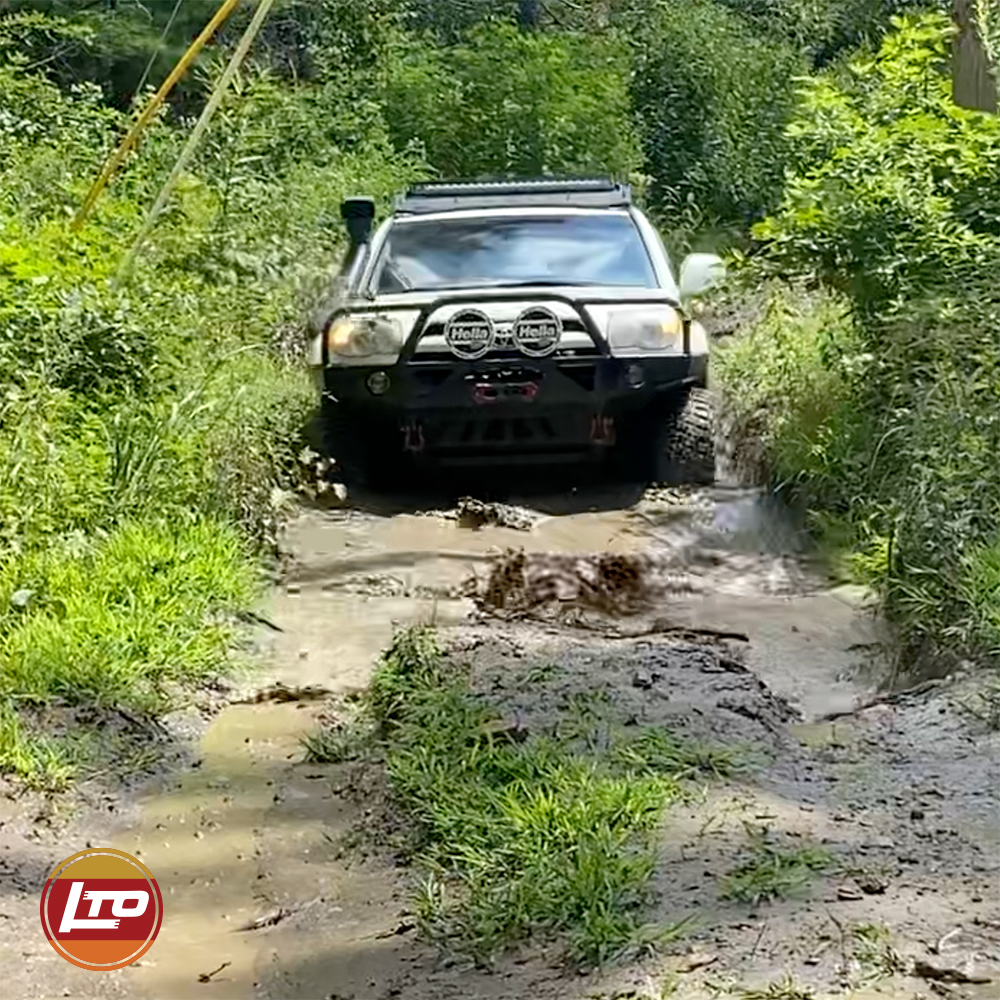 LexTechsOfATL's tweet image. You may remember these two builds from their blogs. Jace (LTO Offroad Expert) with his beautiful 2006 Toyota 4Runner V8 Limited and Jared (VIP LTO Customer) with his mint 2008 Lexus GX470 build made for a nice pair on the trails.👊