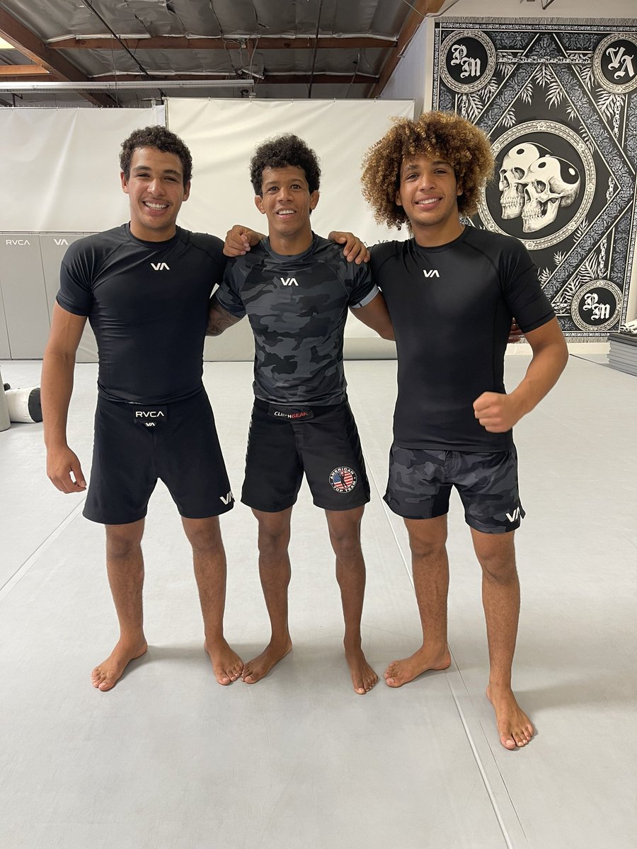 Adriano Moraes tweet media