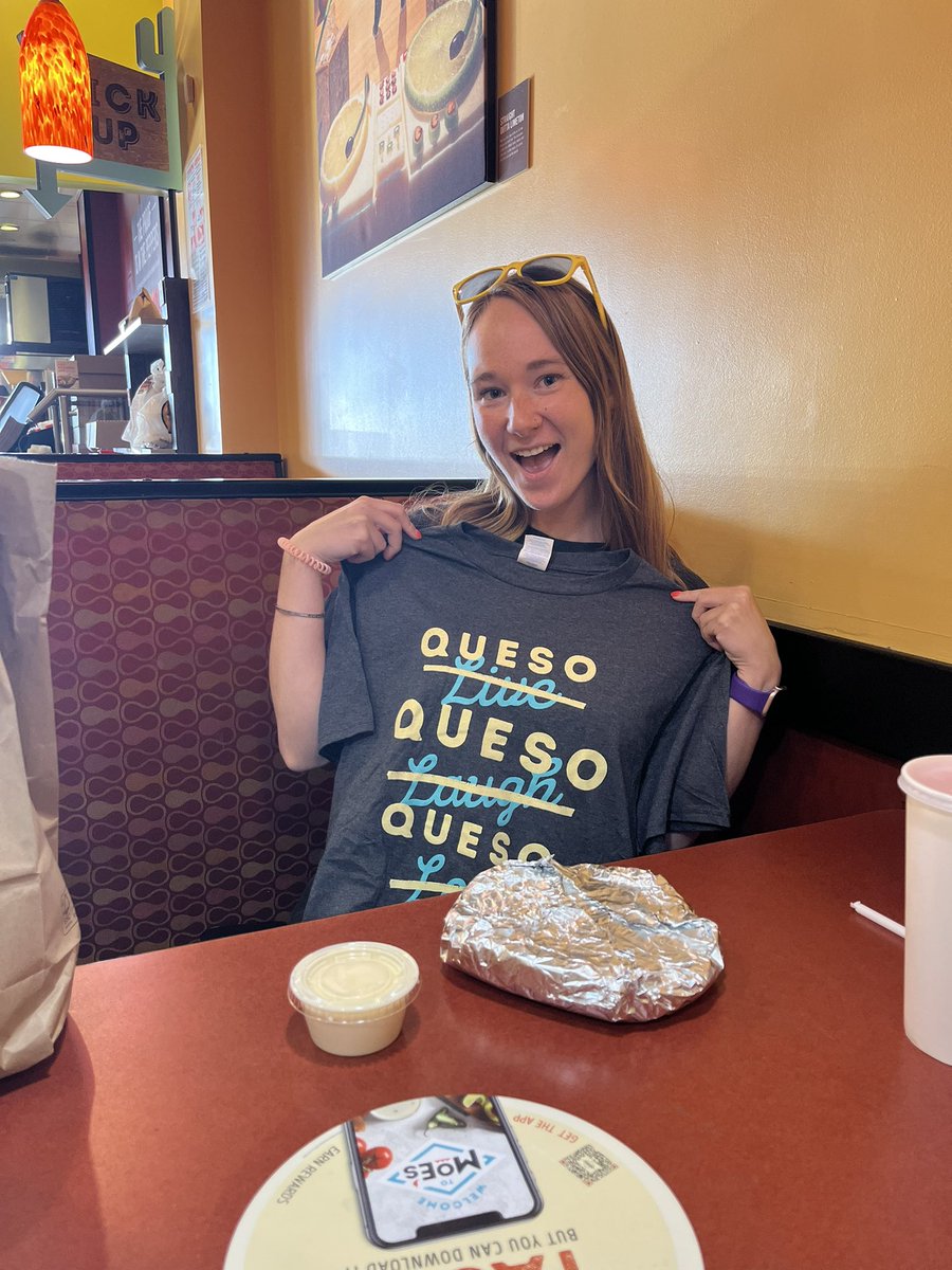 Our fav day 😍😋