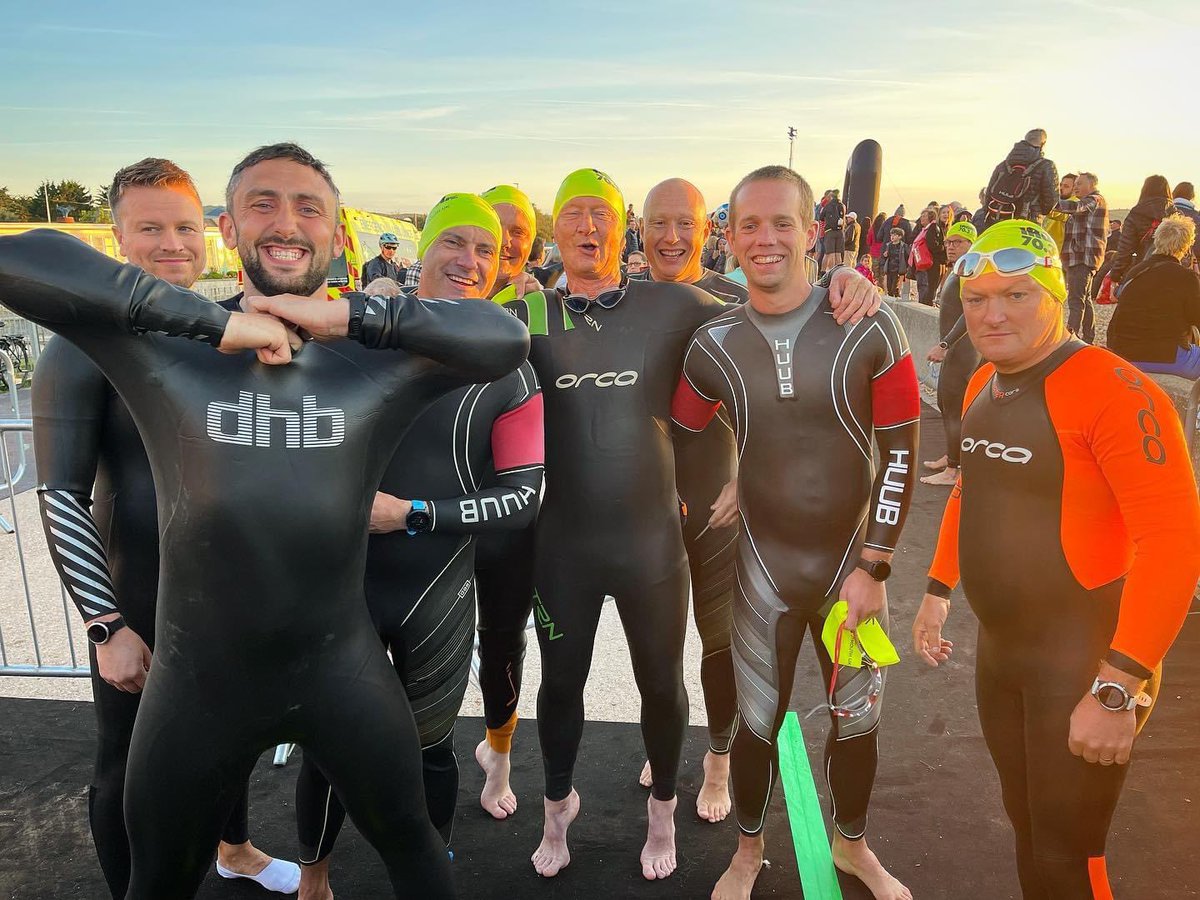 matthill_1988's tweet photo. Ironman Weymouth 70.3 Completed ✅ 
🏊🏻‍♂️ 1.2 mile
🚴 56 mile 
🏃🏻‍♂️ 13.1 mile 
Another race in the bag and finished with my fellow tri boys. Well done to everyone else that took on the course 🦖  and a big thank you to our tri wives for supporting us out on the course 😘@ironman_uk https://t.co/h847WMfQp8