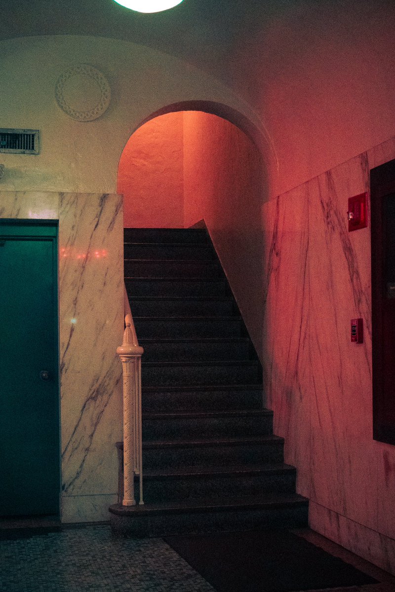 I have a light box tweet media