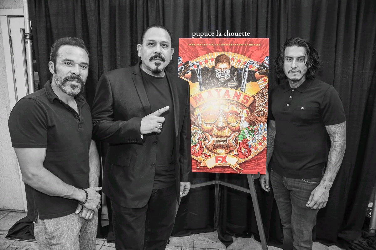 ChouettePupuce's tweet photo. #MichaelIrby #EmilioRivera #RichardCabral
#ObispoBishopLosa #MarcusAlvarez #JohnnyCocoCruz
#MayansFamily
What will the poster for season 5 look like?
#MayansMC #MayansFX
#CantWaitForSeason5 https://t.co/SEYbobvSCX