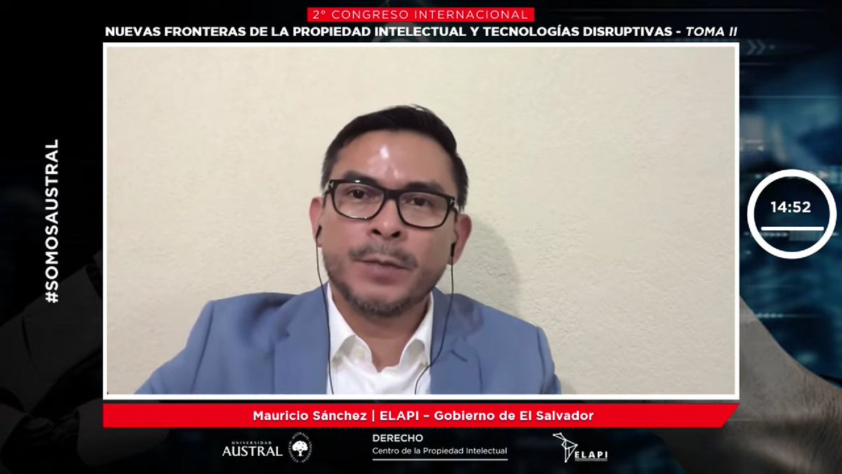 SomosELAPI's tweet photo. "Algo que se busca con el #Bitcoin en el #Salvador, es que muchas personas que viven en #EEUU y mandan remesas al país, puedan disminuir los costos por la comisión de intermediación financiera que tienen los bancos" @msachez

Sigue el #CPI2022: https://t.co/2yeNLhQYNK https://t.co/bZleIdW9tQ