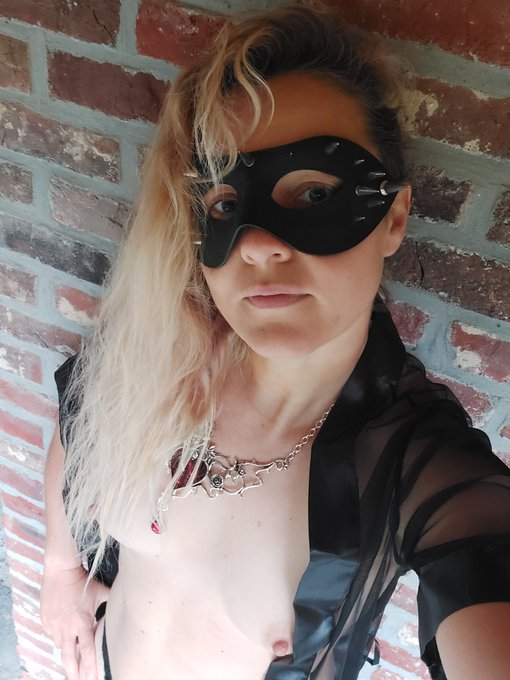 @FemdomDaily  Are you a good boy? Waiting on your knees until I get home? Wagging your tail when you<a class="tags" target="_blank" title="On Twitter" href="/?out=eyJ0eXAiOiJKV1QiLCJhbGciOiJIUzUxMiJ9.eyJpYXQiOjE3MjcyOTc1MjksImlzcyI6InR3cG9ybnN0YXJzLmNvbSIsIm5iZiI6MTcyNzI5NzUyOSwiZXhwIjoxNzU4ODMzNTI5LCJyZWRpcmVjdF91cmwiOiJodHRwczovL3R3aXR0ZXIuY29tL0ZlbWRvbURhaWx5In0.HXoNWE1D0dJUE1SBguTW9QLzRZ1G16lAjy8sRjYOosPHthnu0PoqJz3QvlbbCMZUzzLMp_TlcURhqxyJplgDOg">@FemdomDaily</a><a href="/tag/porn"class="tags"><span>#porn</span></a><a href="/tag/blonde"class="tags"><span>#blonde</span></a><a href="/tag/femdom"class="tags"><span>#femdom</span></a><a href="/tag/godess"class="tags"><span>#godess</span></a><a href="/tag/dominatrix"class="tags"><span>#dominatrix</span></a><a href="/tag/goodboy"class="tags"><span>#goodboy</span></a>